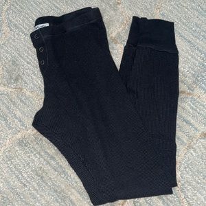 BLACK SPLENDID LEGGINGS SIZE SMALL